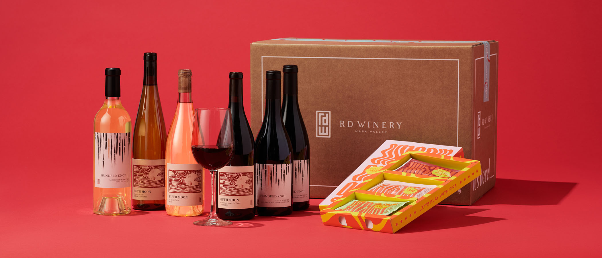 Seasonal Foodie Box with wine and food