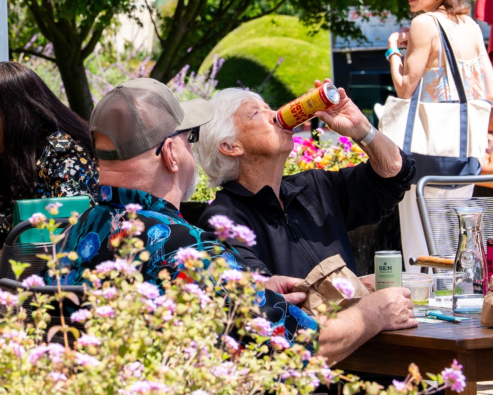 Low-Alcohol and Non-Alcoholic Drinks: A Guide to Drinking Differently