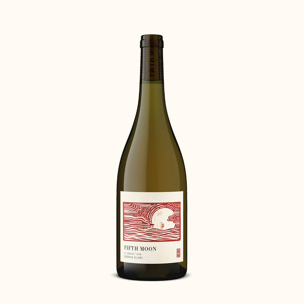 a bottle of fifth moon chenin blanc
