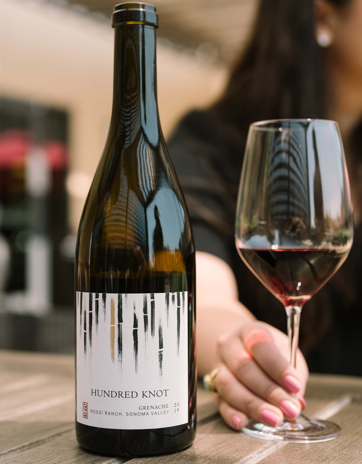Hundred Knot wine bottle