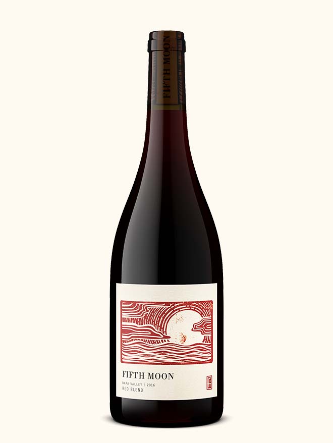 Bottle of Fifth Moon Red Blend