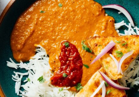 Brooklyn Delhi Tofu Curry on a turquoise plate